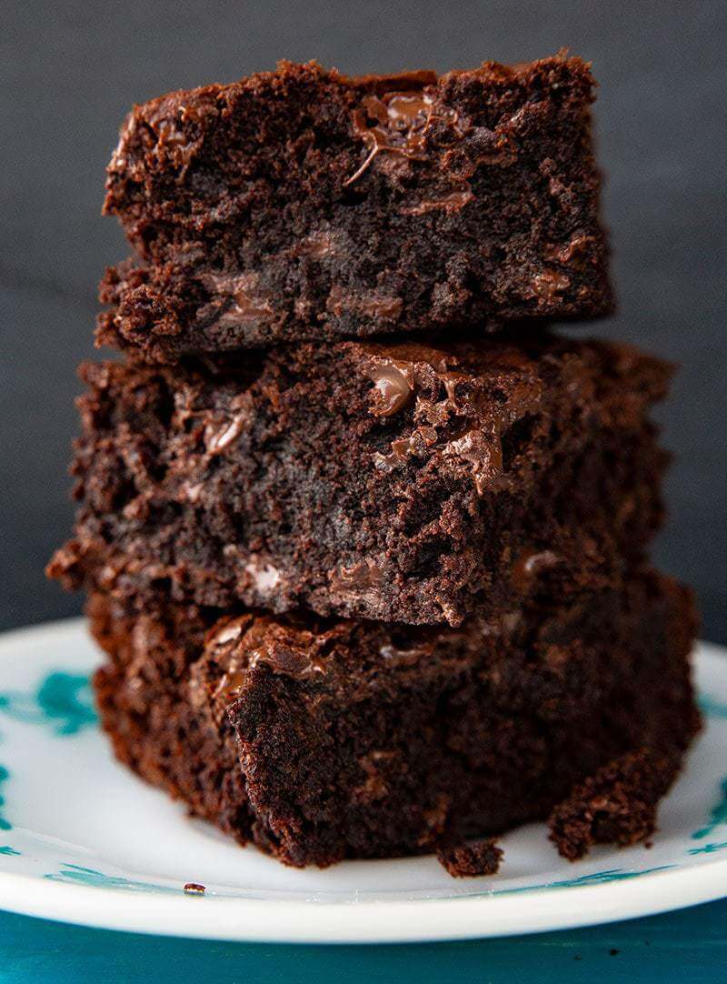 Easy Chocolate Brownies - best ever, super fudgy!