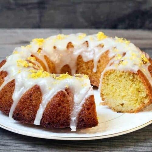 Lemon Bundt Cake - The Kitchen Magpie