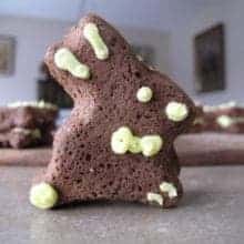 Chocolate Easter Whoopie Pie: Bunny Style