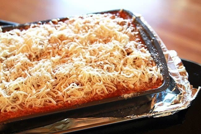 Cheesy Beef Lasagna - The Kitchen Magpie