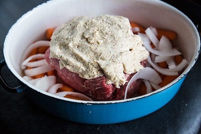  Top Sirloin Roast ingredients in a blue baking dish ready for cooking