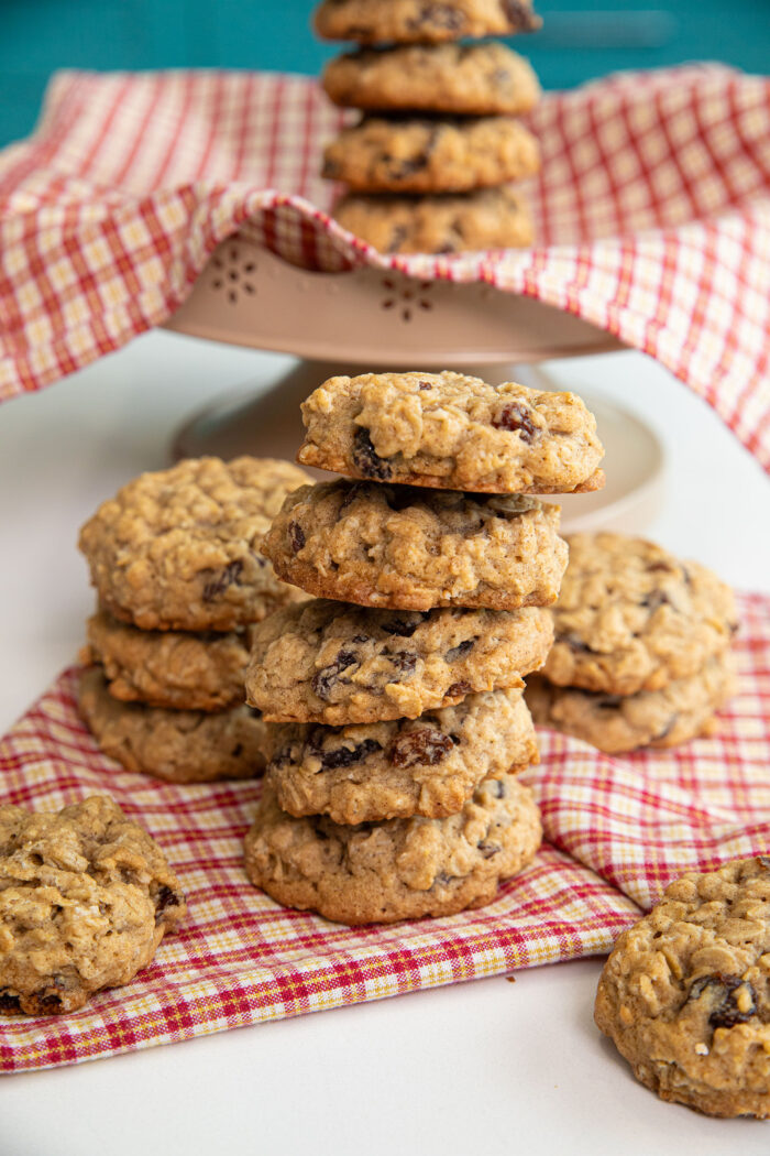 Dad's Vanishing Oatmeal Raisin Cookies - The Kitchen Magpie