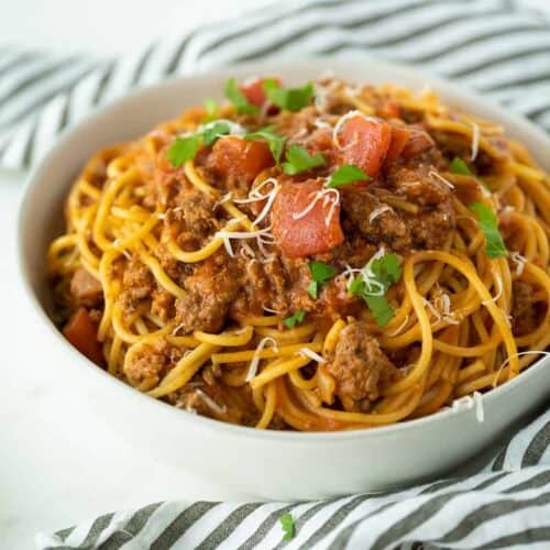 How to Make Instant Pot Spaghetti - The Kitchen Magpie