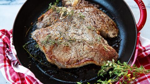 https://www.thekitchenmagpie.com/wp-content/uploads/images/2019/02/HowtoCookAPerfectPorterhouseSteak1-480x270.jpg