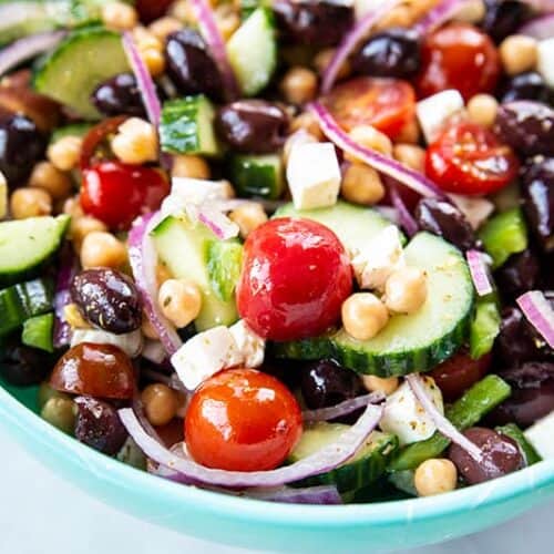 Mediterranean Chickpea Salad - The Kitchen Magpie