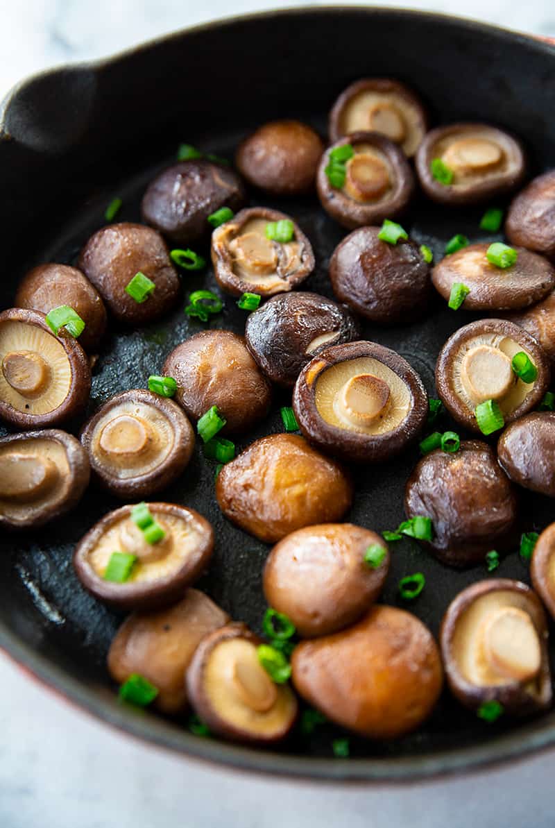 How to Cook Shiitake Mushrooms | The Kitchen Magpie