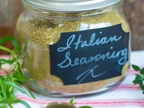 Homemade Italian Seasoning Recipe - Savory Nothings