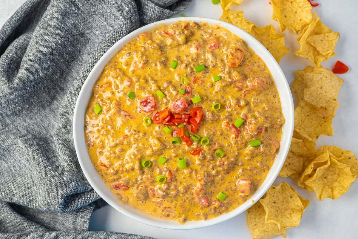 Rotel Dip The Best Velveeta Cheese Dip The Kitchen Magpie 