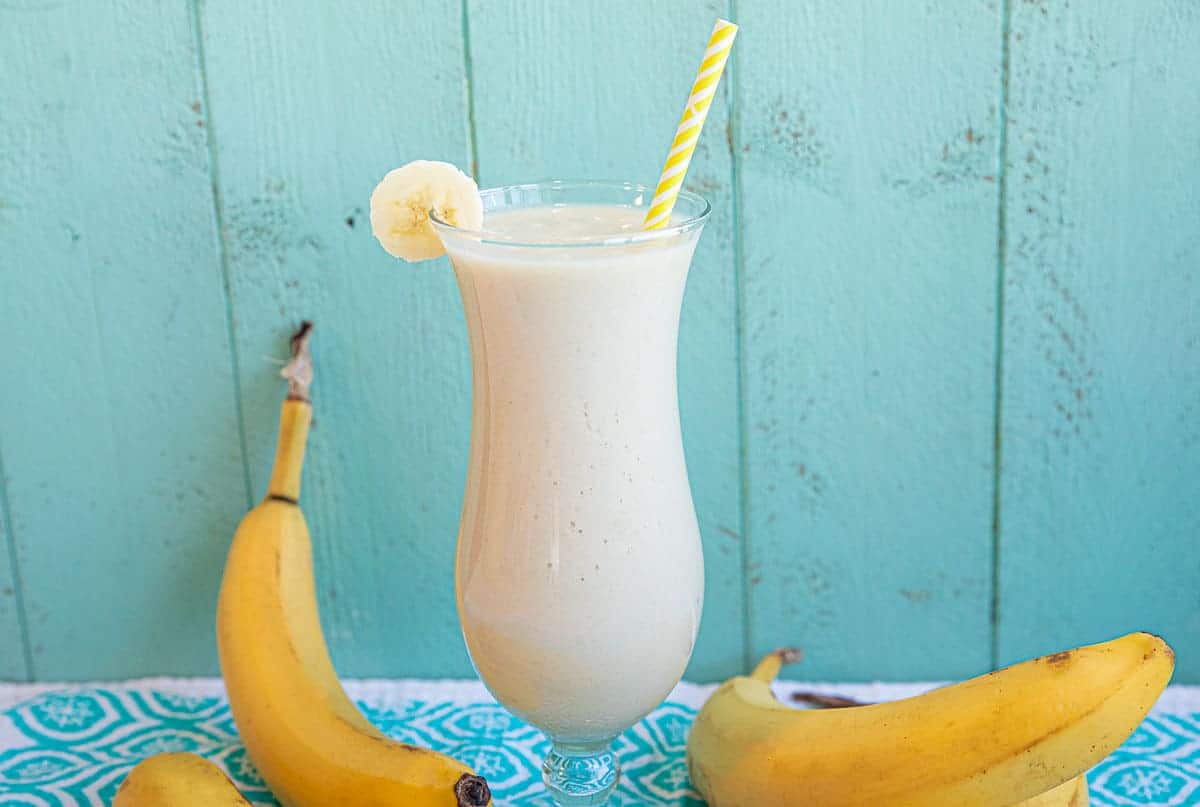 Banana Smoothie - The Kitchen Magpie