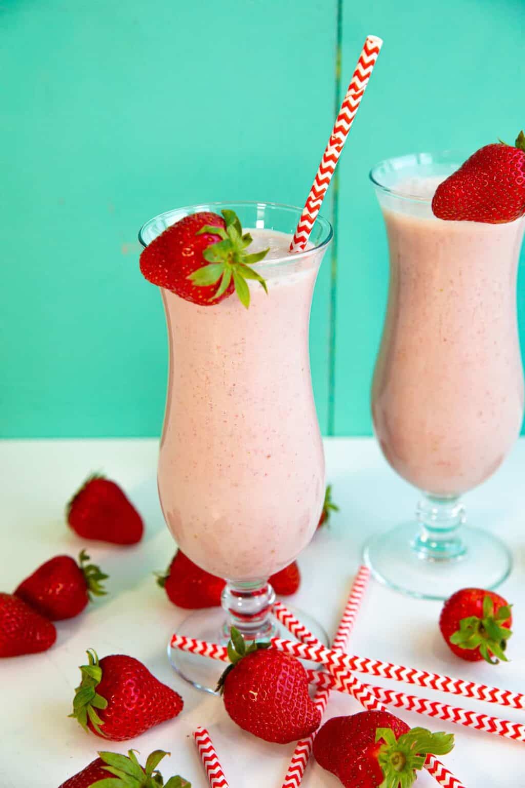 Strawberry Smoothies (Dairy-Free version included!) - The Kitchen Magpie