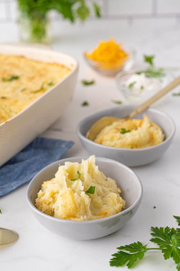 Make Ahead Mashed Potatoes - The Kitchen Magpie