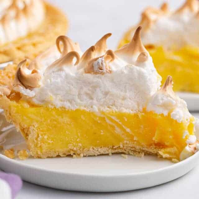 Lemon Meringue Pie - The Kitchen Magpie