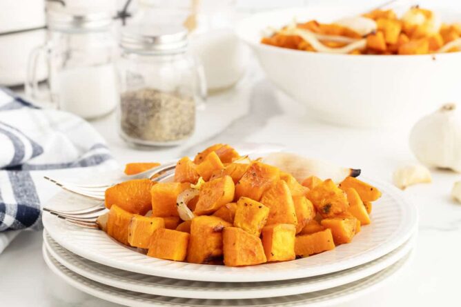 Roasted Sweet Potatoes - The Kitchen Magpie