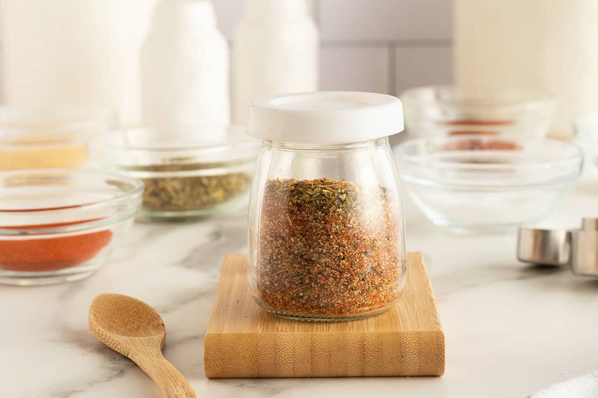 Homemade Seasoned Salt - The Kitchen Magpie